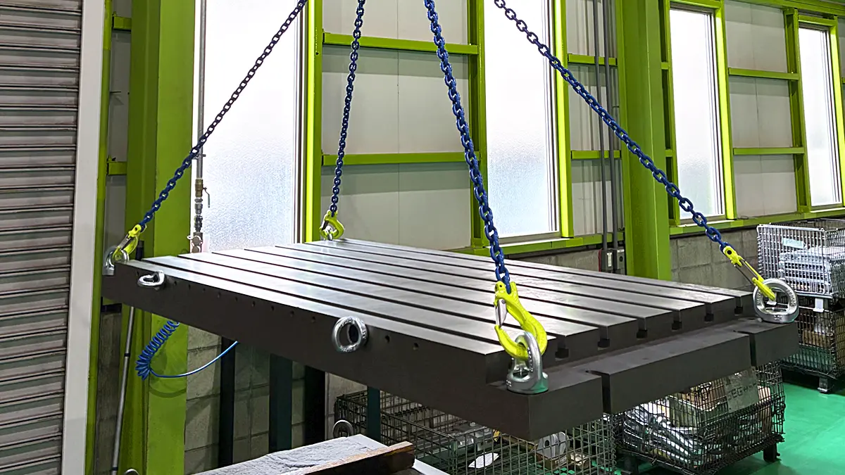 ロータリーアイボルトでの4点吊り